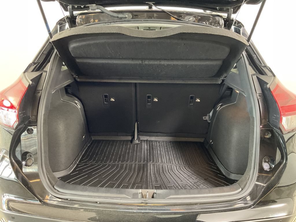 Used 2021 Nissan Kicks SR w/ SR Premium Package FWD image 20