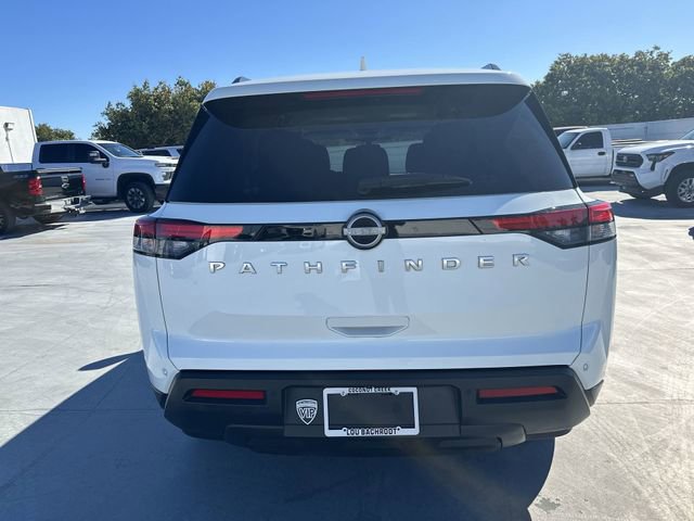 Used 2025 Nissan Pathfinder SV image 15