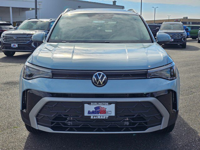 New 2027 Volkswagen Taos SE AWD/4WD image 8