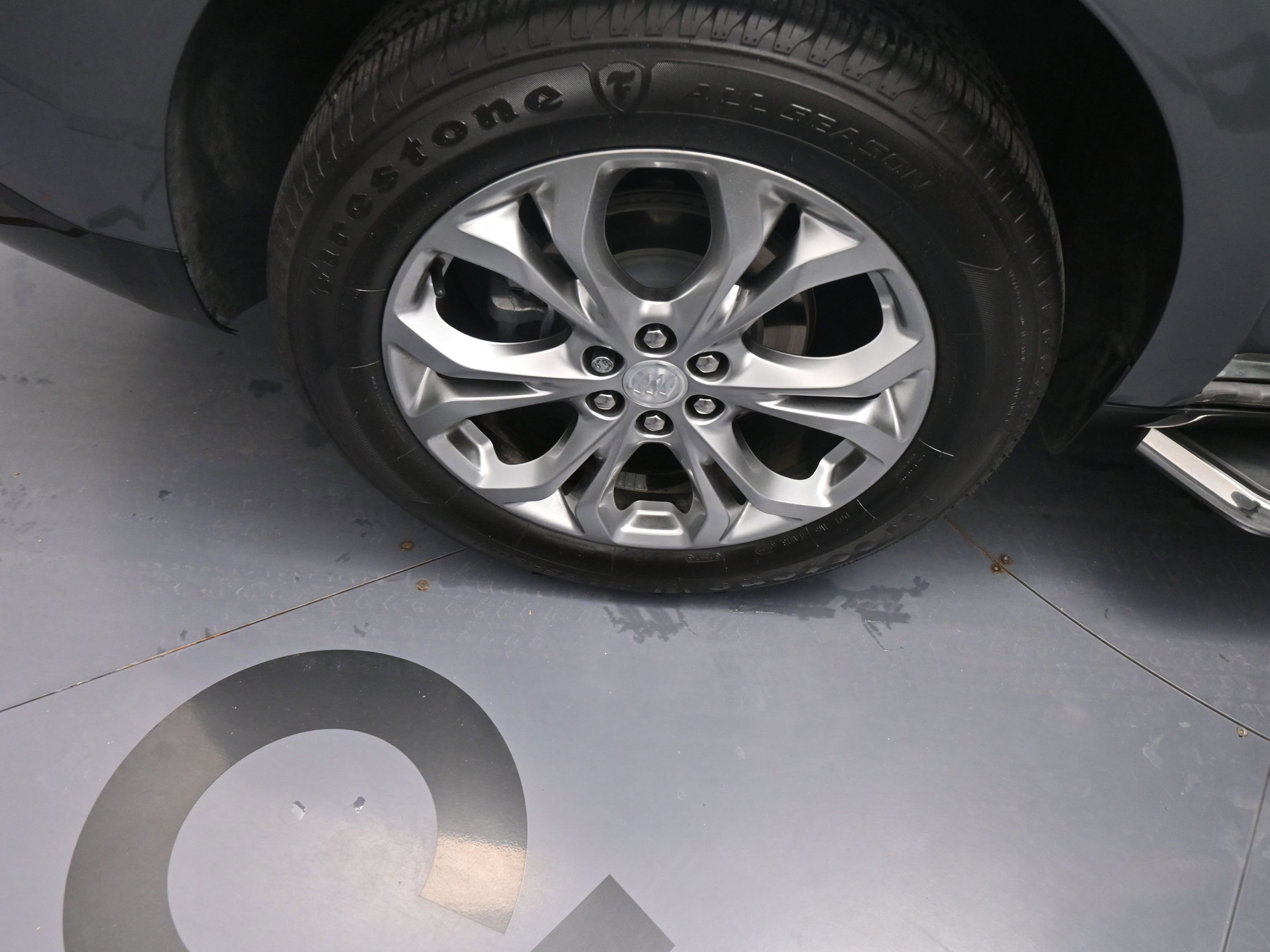 Used 2019 Buick Enclave Avenir w/ Avenir Technology Package FWD image 21
