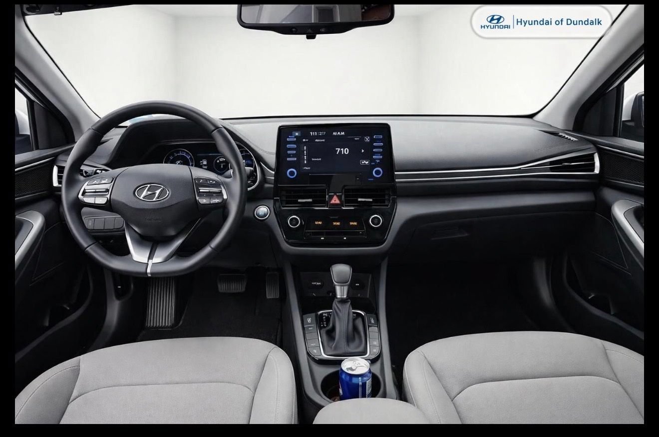 Used 2021 Hyundai Ioniq SE FWD image 25