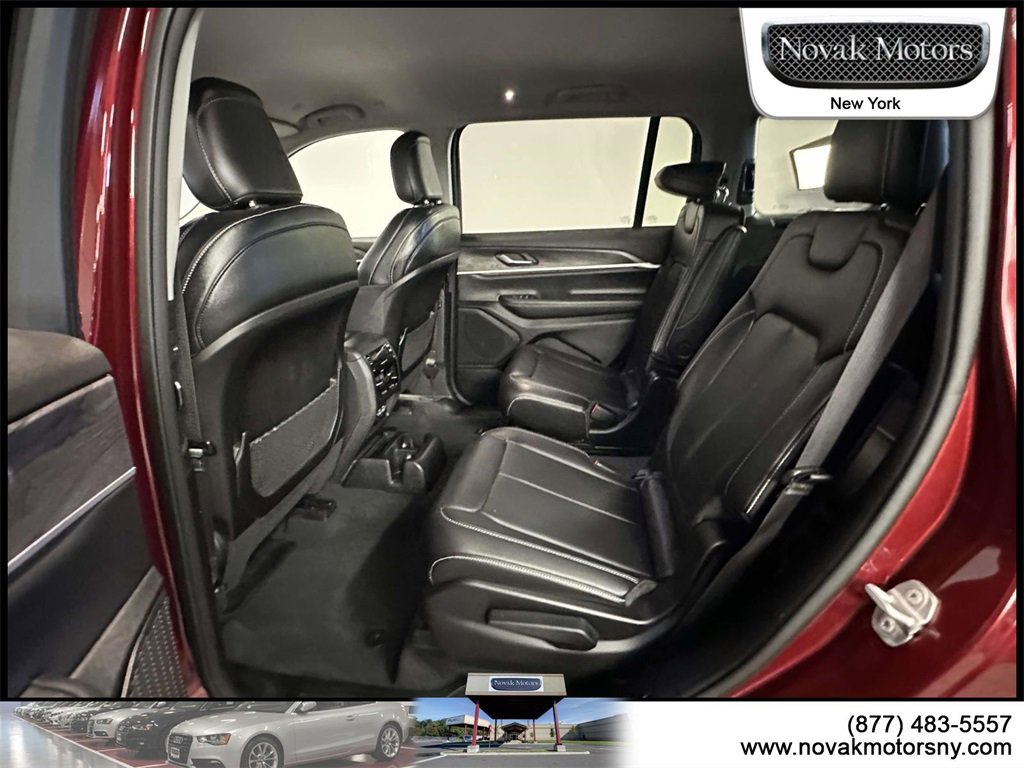 Used 2023 Jeep Grand Cherokee L Limited image 17