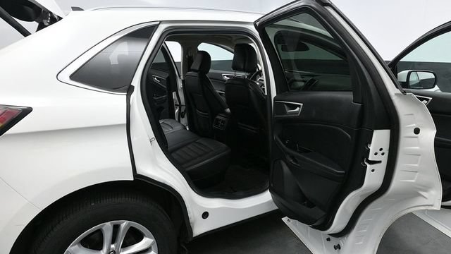 Used 2020 Ford Edge SEL w/ Convenience Package AWD/4WD image 9