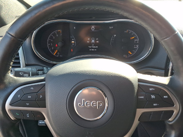 Used 2020 Jeep Grand Cherokee Altitude AWD/4WD image 19