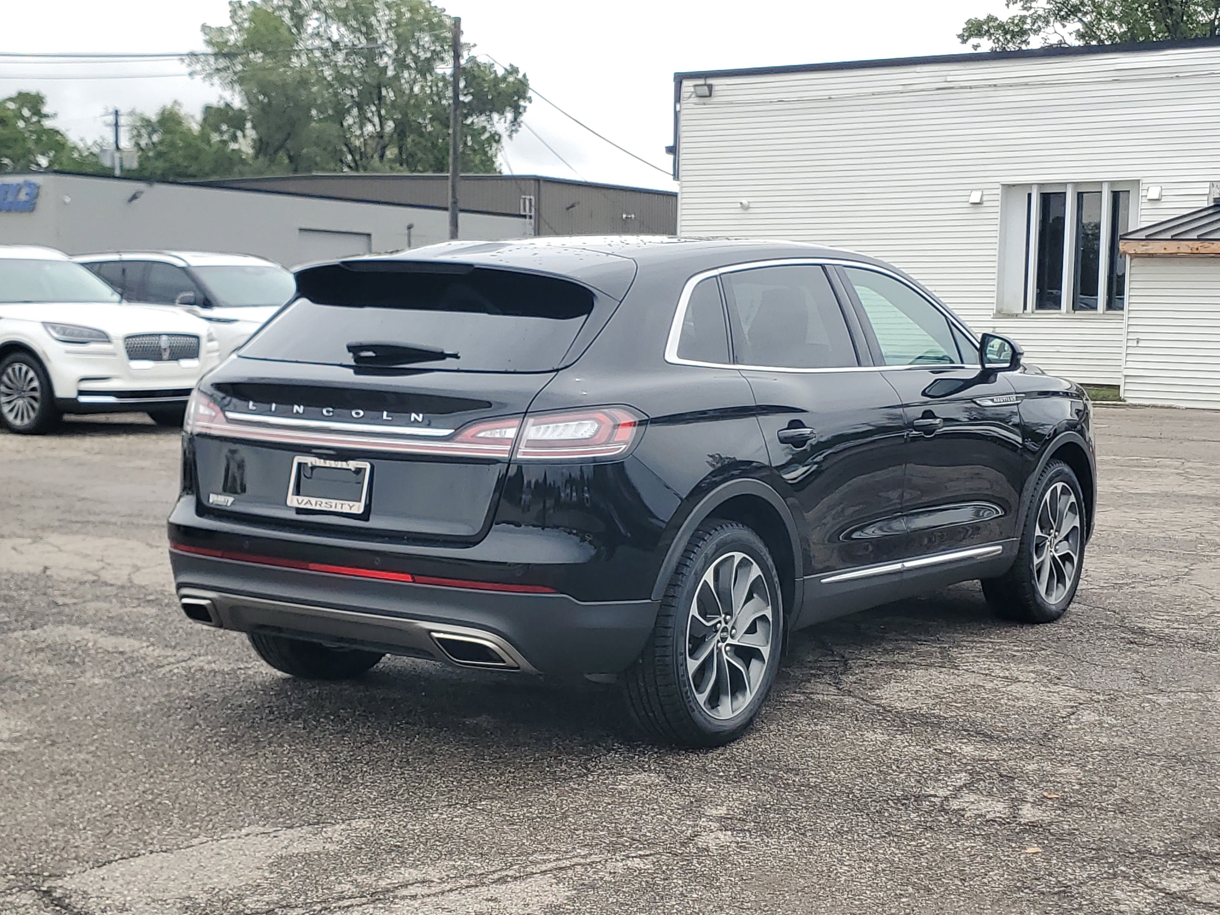 Used 2023 Lincoln Nautilus Reserve AWD/4WD image 6