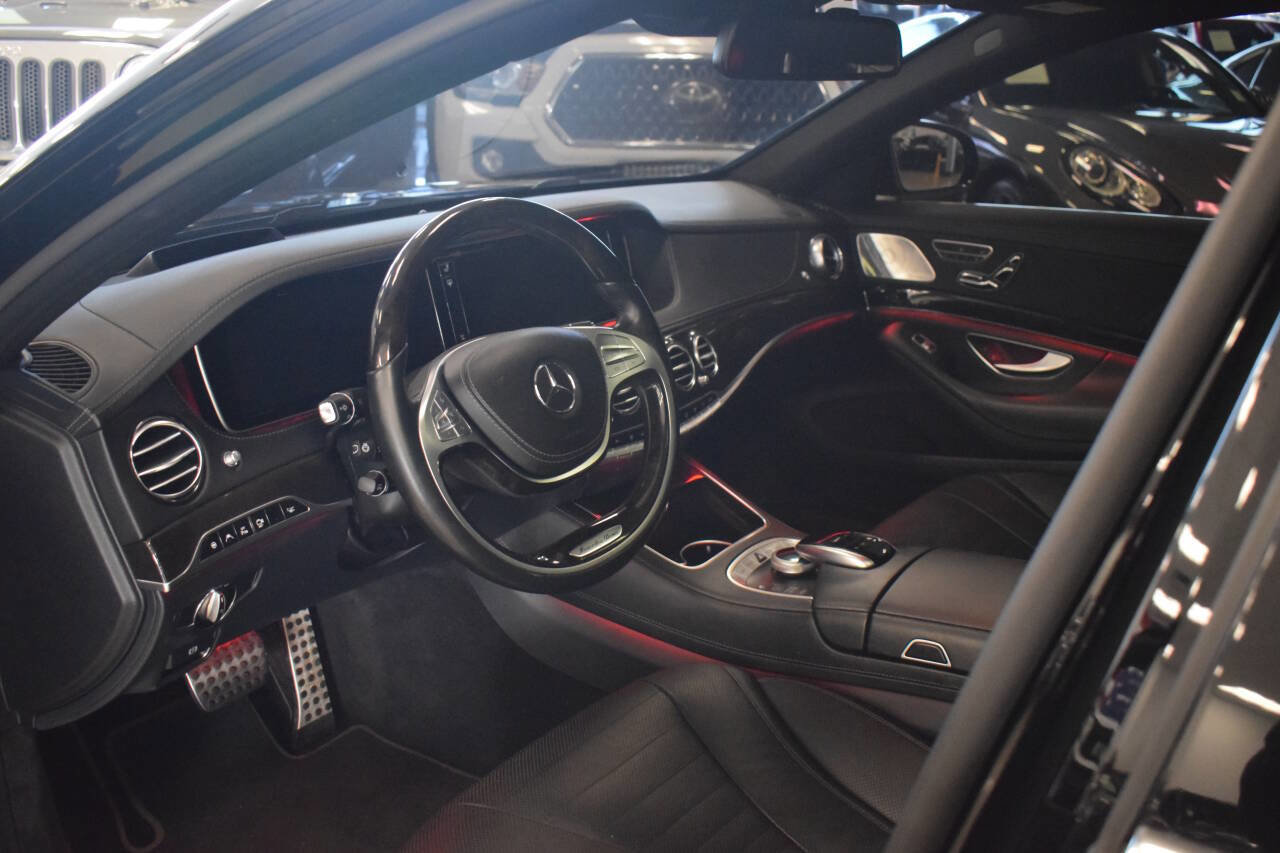 Used 2015 Mercedes-Benz S 550 Sedan image 20