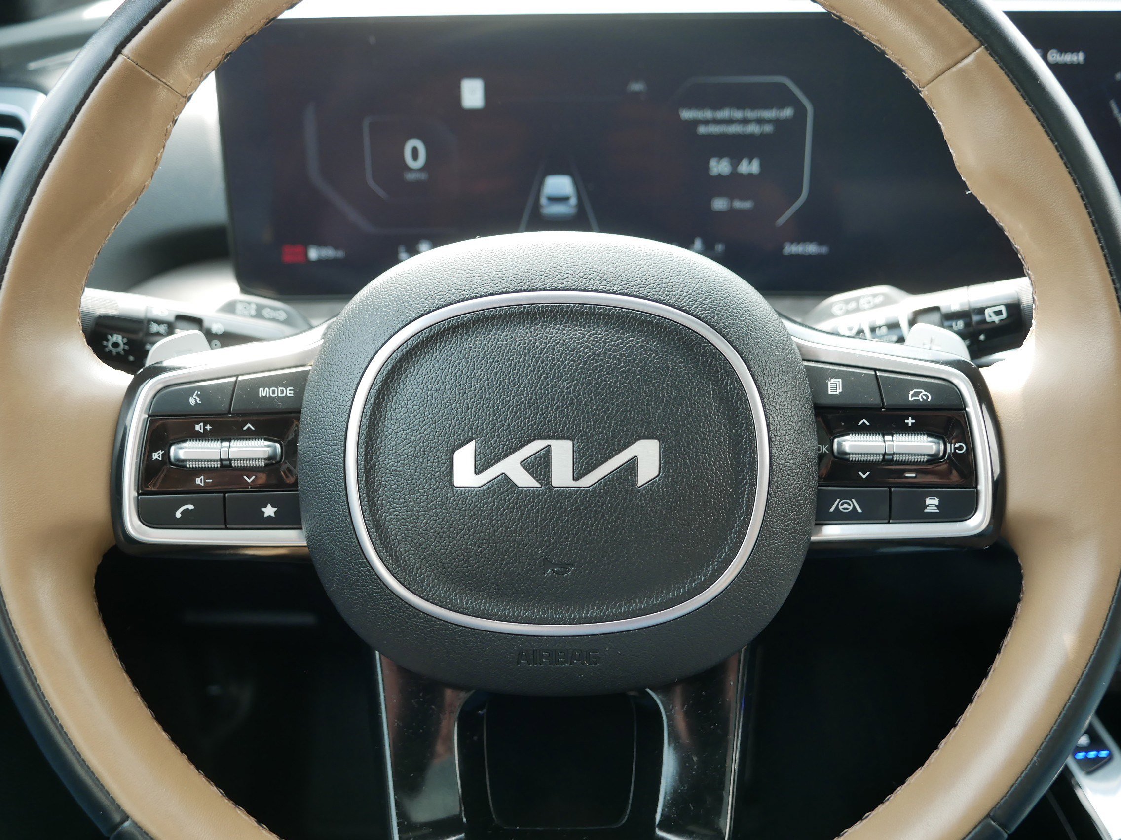 Certified 2024 Kia Sorento SX Prestige w/ Olive Brown Leather Package image 25