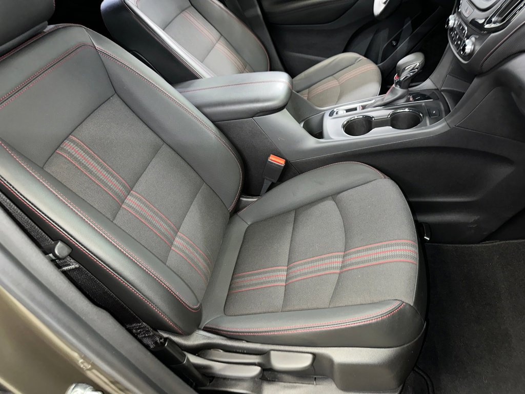 Certified 2023 Chevrolet Equinox RS image 32