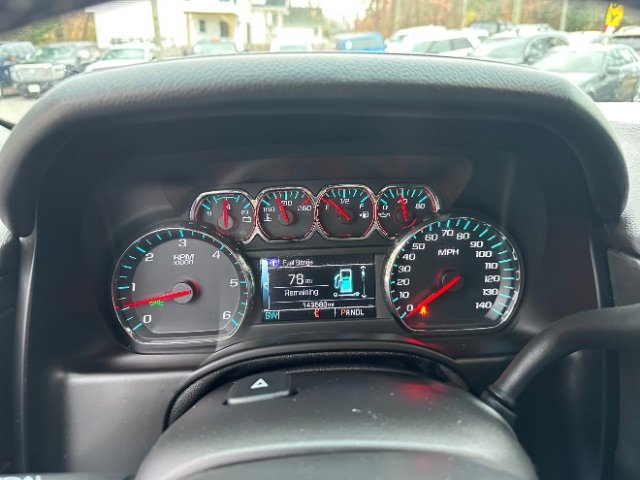 Used 2019 Chevrolet Suburban LT image 20