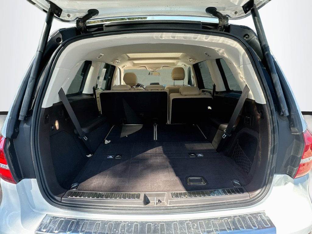 Used 2019 Mercedes-Benz GLS 450 4MATIC image 28