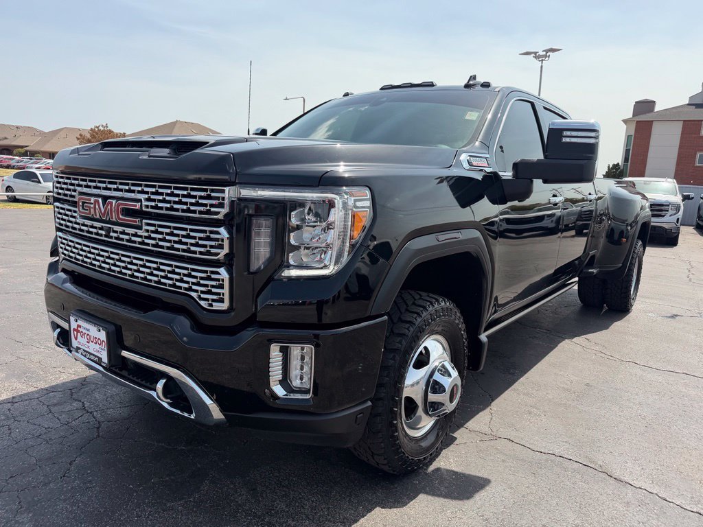 Used 2022 GMC Sierra 3500 Denali AWD/4WD image 10
