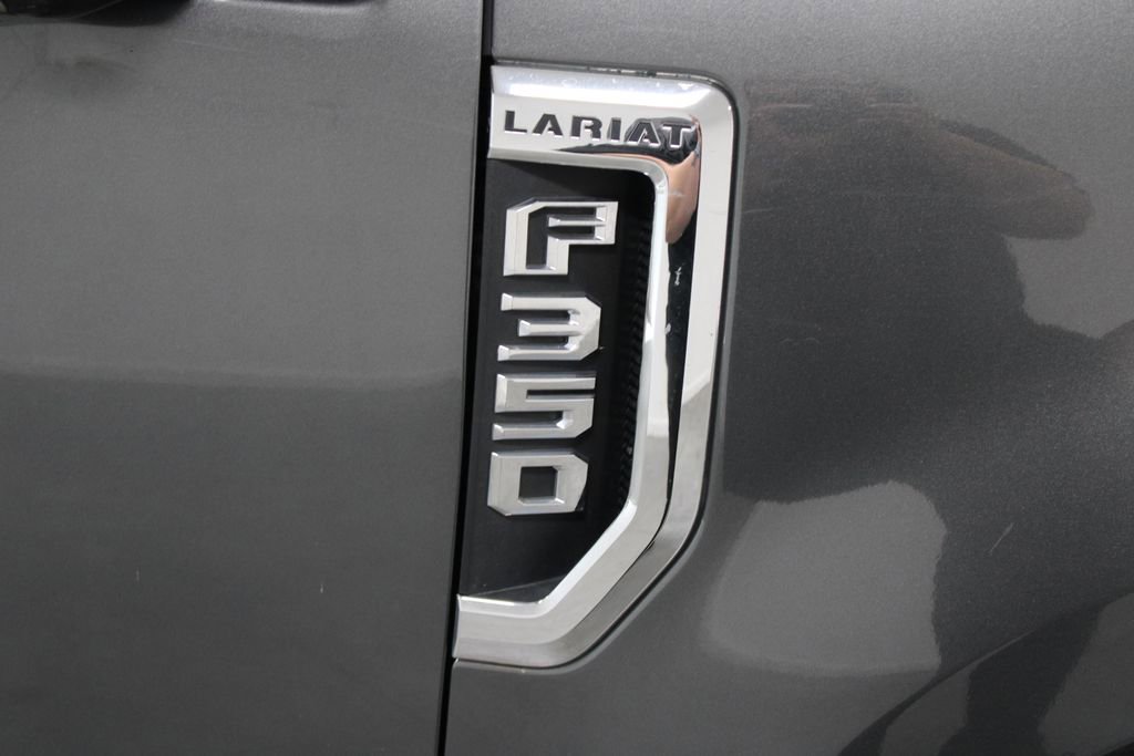 Used 2019 Ford F350 Lariat w/ Lariat Ultimate Package image 11