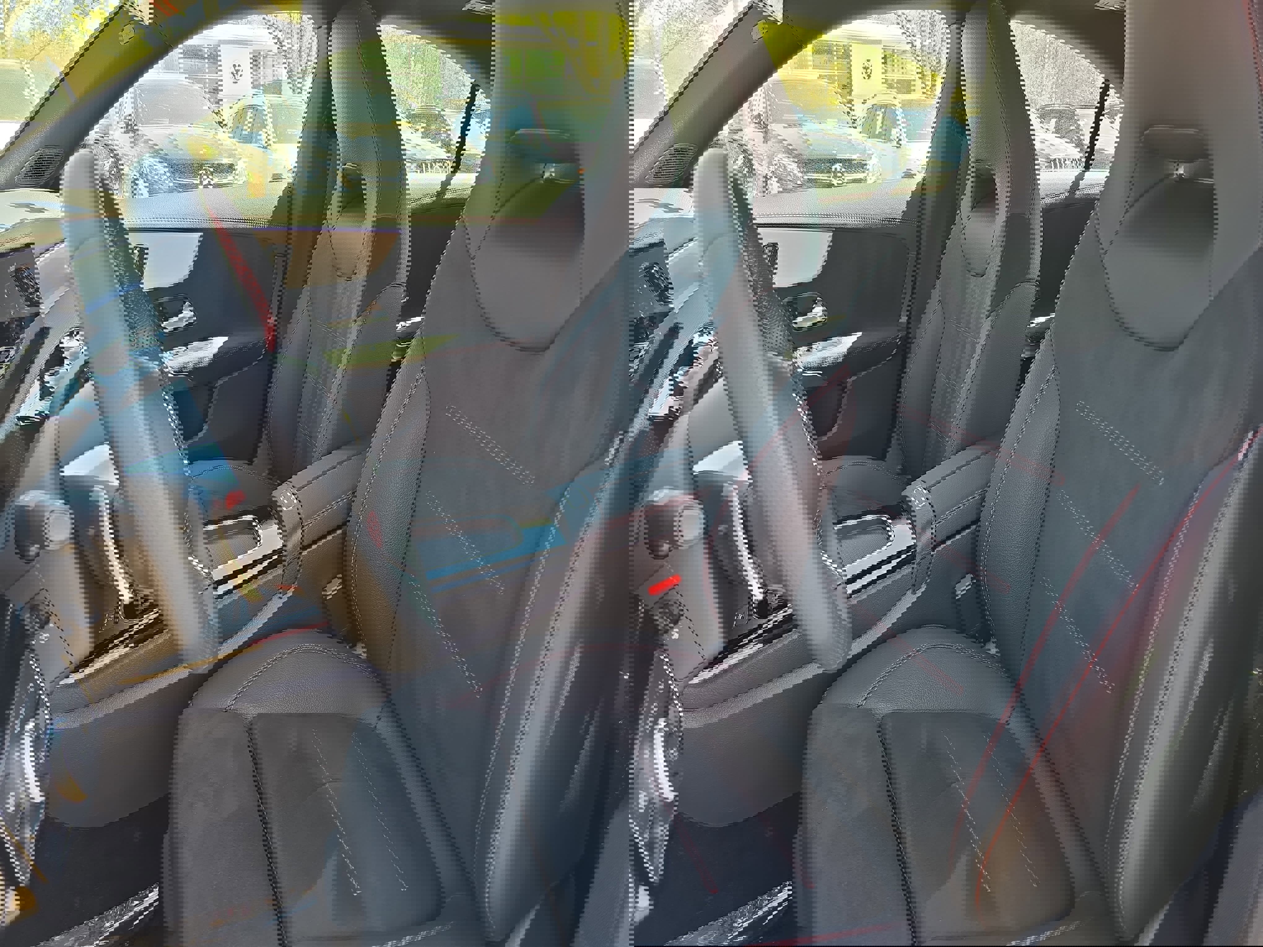 Used 2025 Mercedes-Benz CLA 250 image 14