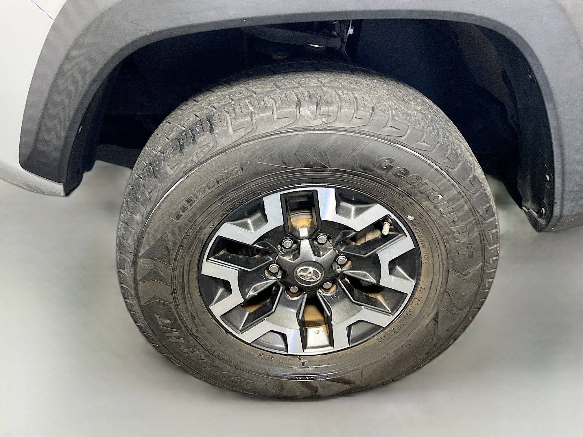 Used 2021 Toyota Tacoma TRD Off-Road image 13