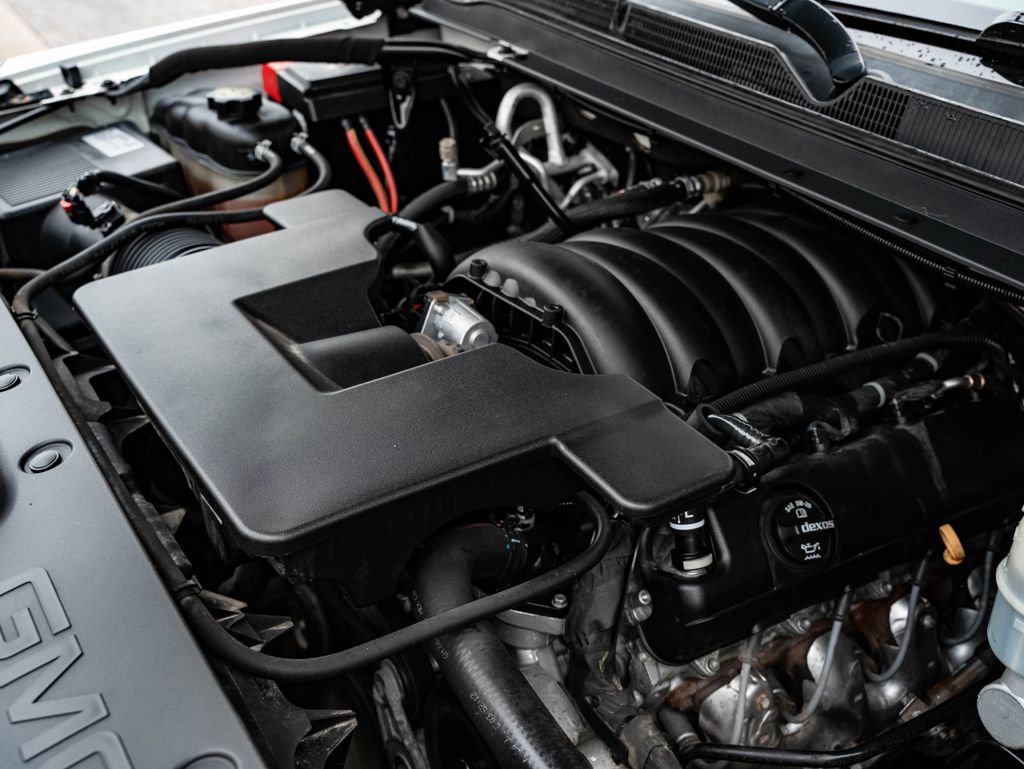 Used 2018 GMC Yukon SLT image 50