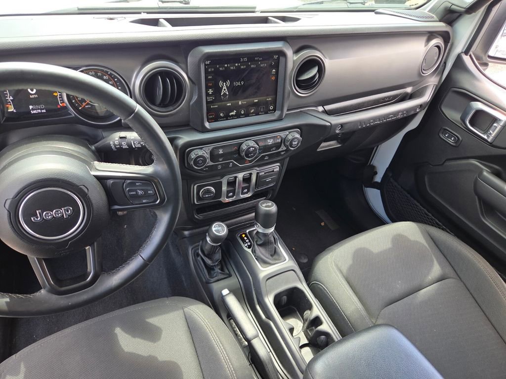 Used 2022 Jeep Wrangler Sport AWD/4WD image 7