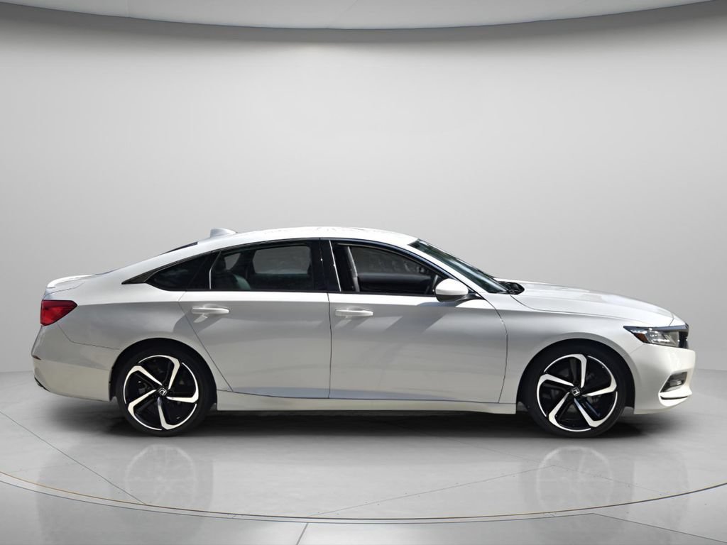 Used 2020 Honda Accord Sport image 3