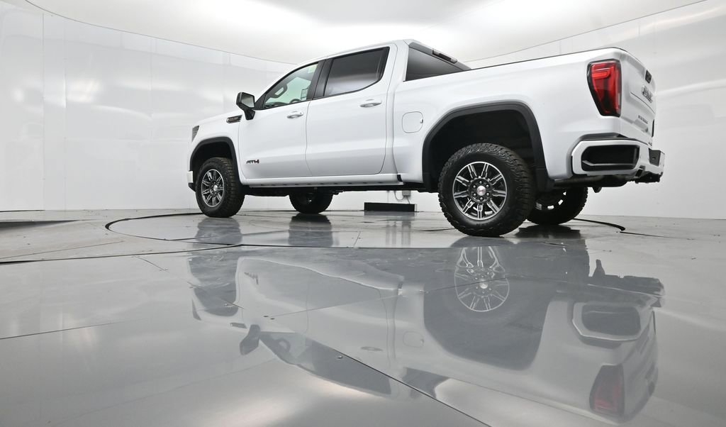 Used 2025 GMC Sierra 1500 AT4 image 47