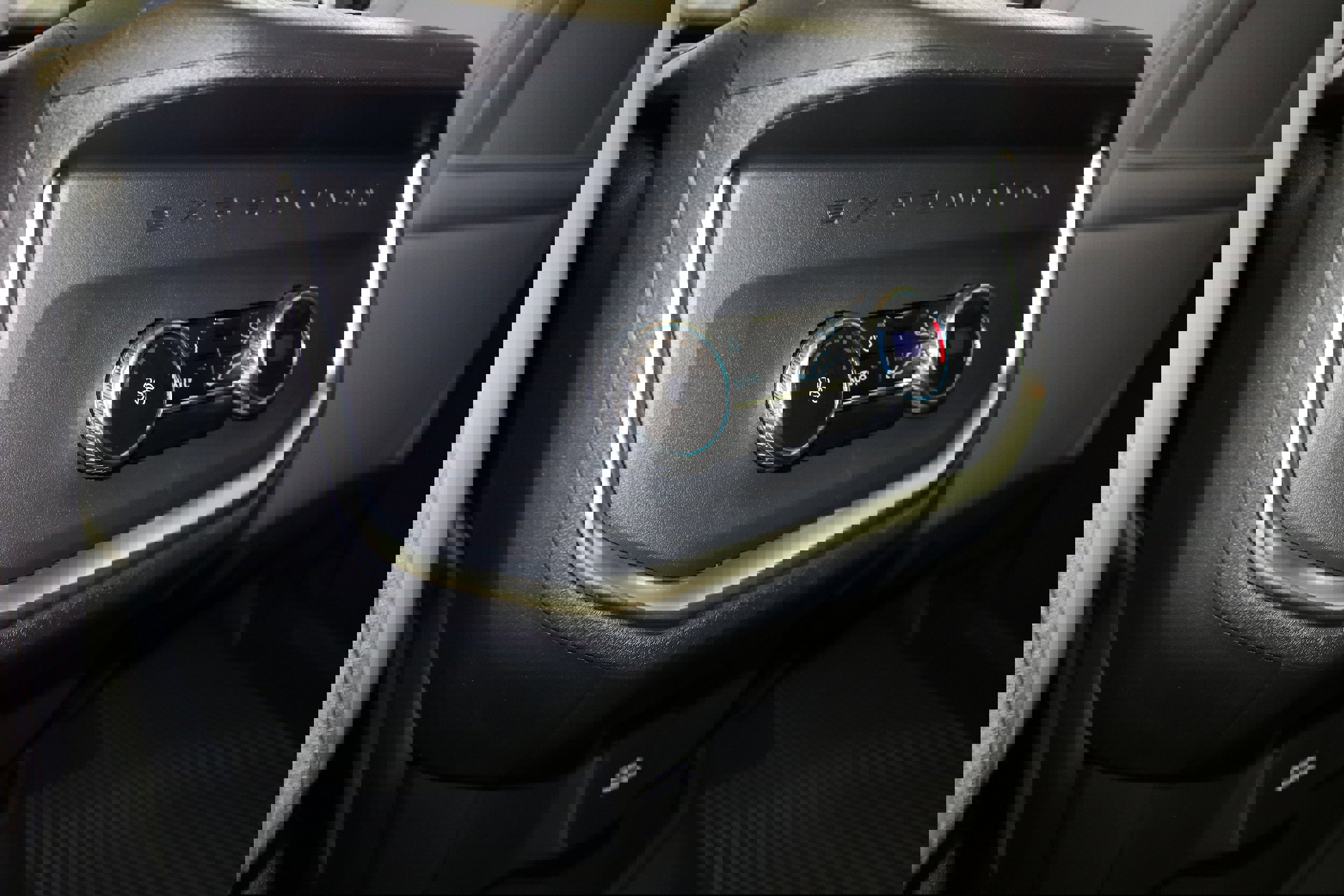 New 2025 Ford Expedition Active image 31