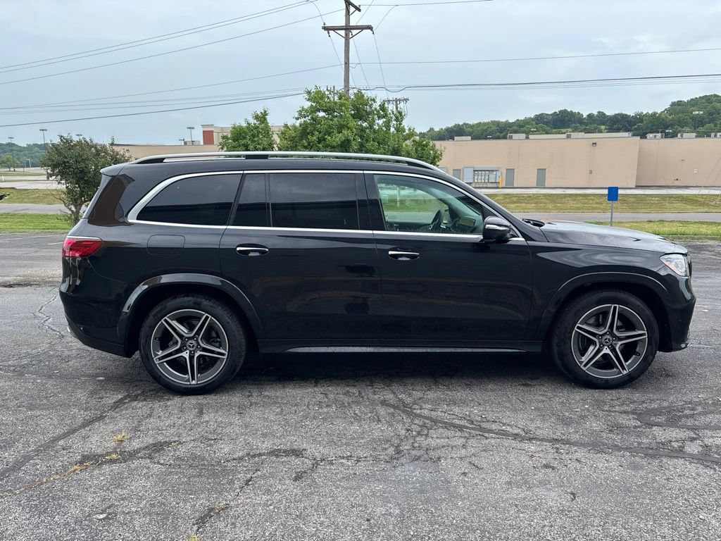 Used 2026 Mercedes-Benz GLS 450 4MATIC image 4