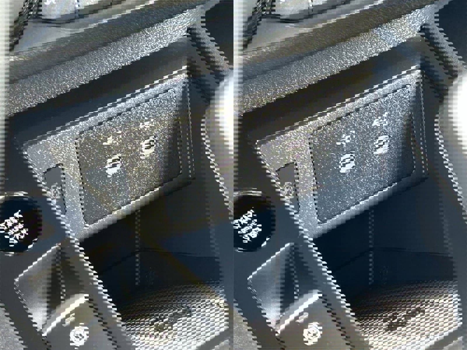 New 2026 Nissan Kicks SV image 27