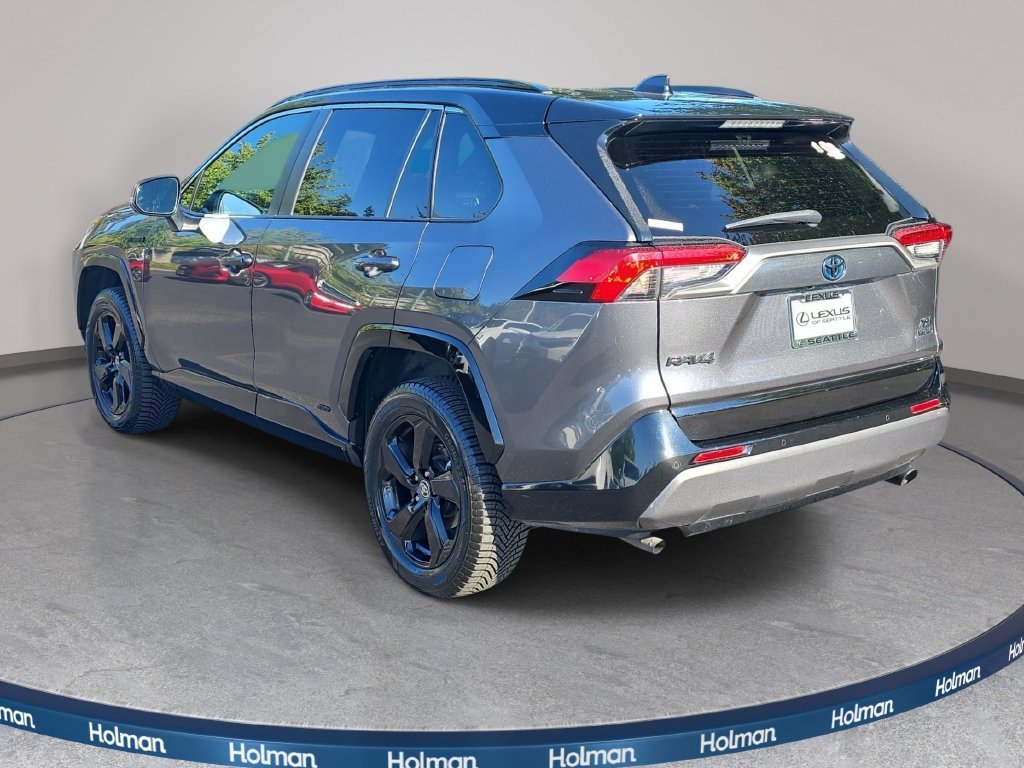 Used 2021 Toyota RAV4 XSE AWD/4WD image 8