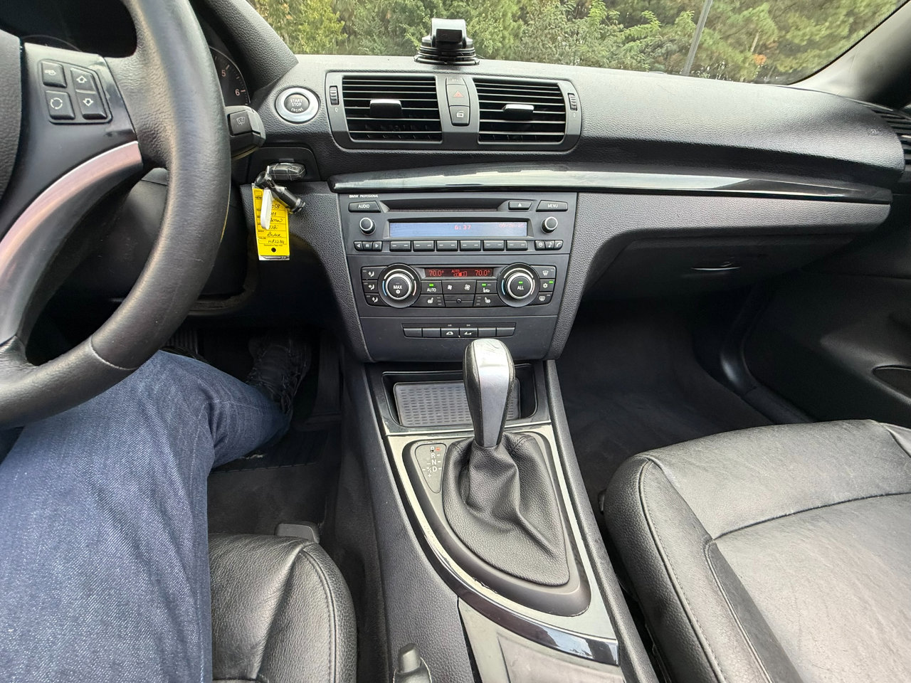 Used 2011 BMW 128i Convertible image 24