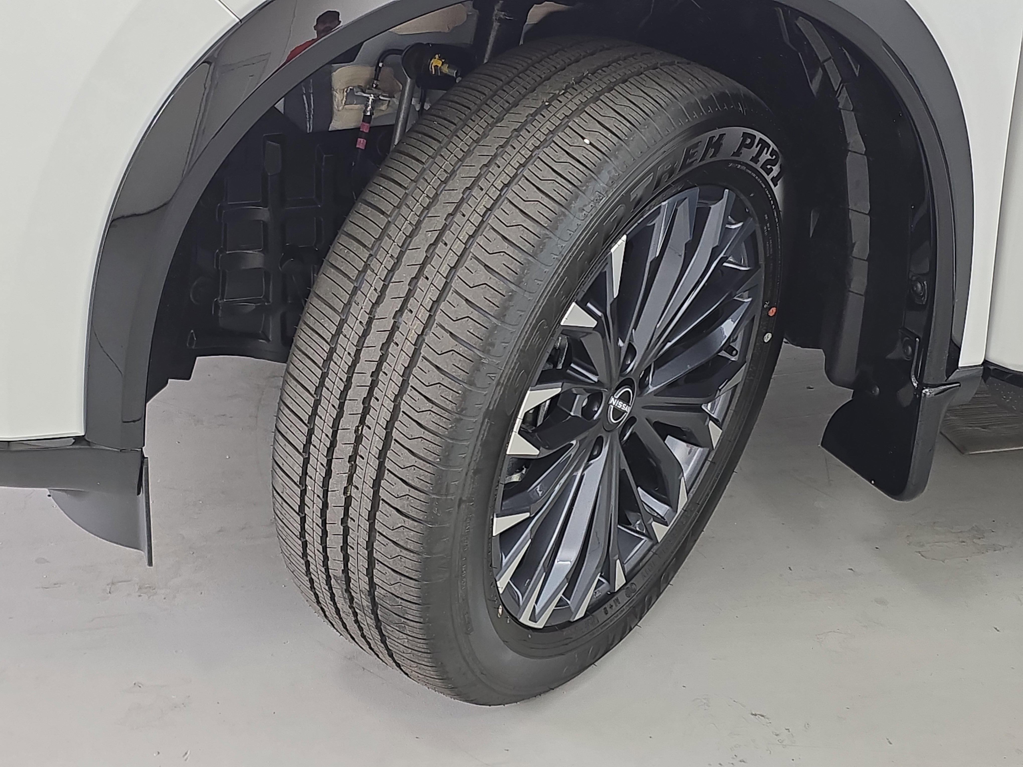 New 2026 Nissan Rogue Platinum image 33