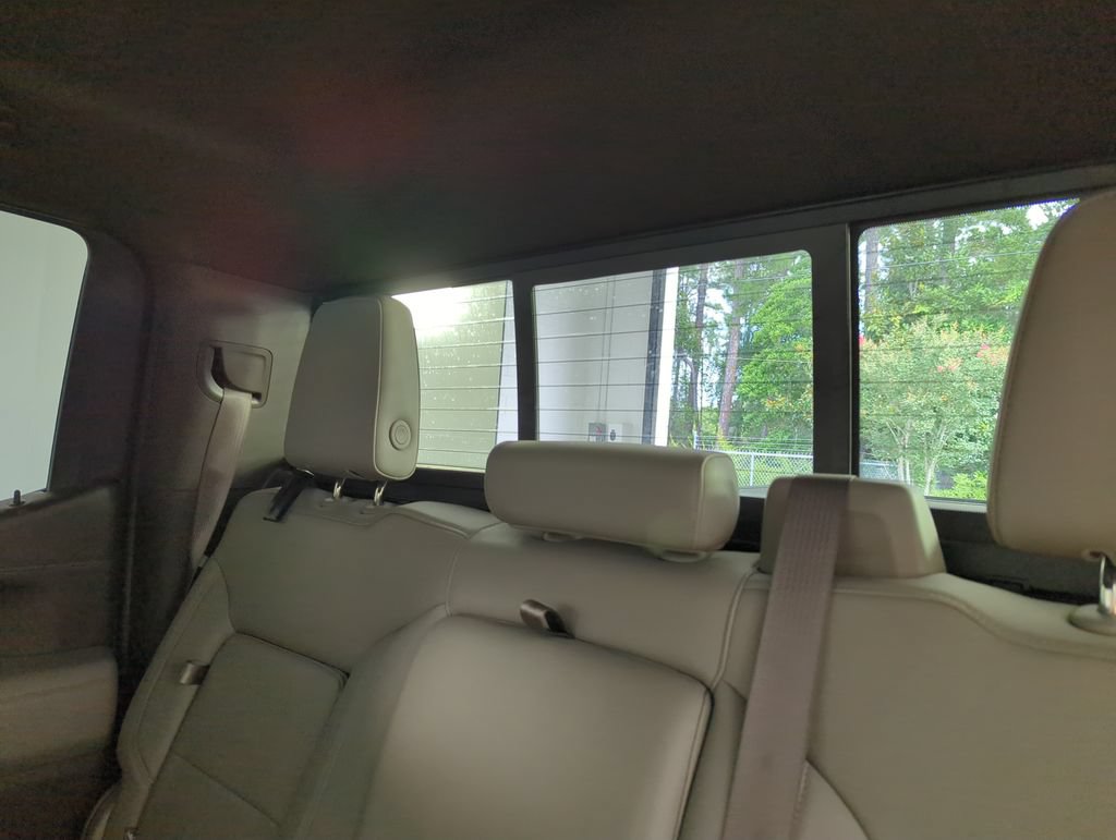 Used 2021 Chevrolet Silverado 1500 LT Trail Boss w/ Convenience Package II AWD/4WD image 29