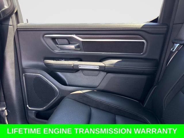 Used 2025 RAM 1500 Laramie w/ Sport Appearance Package AWD/4WD image 15