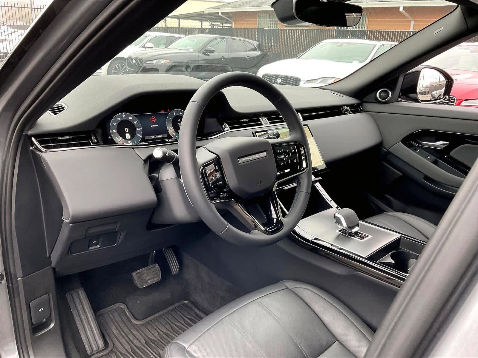 Used 2026 Land Rover Range Rover Evoque S image 16