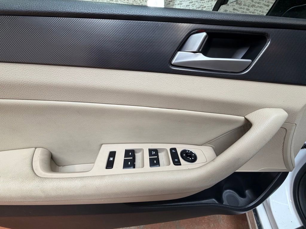 Used 2016 Hyundai Sonata Sport w/ Cargo Package image 19