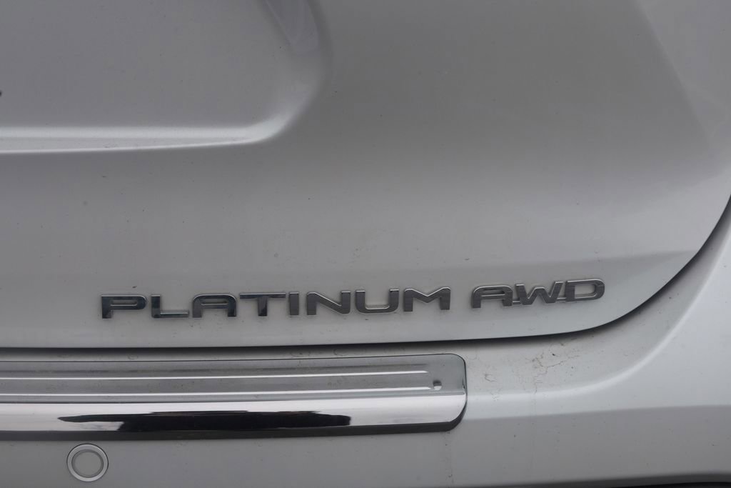 Used 2024 Toyota Highlander Platinum AWD/4WD image 36