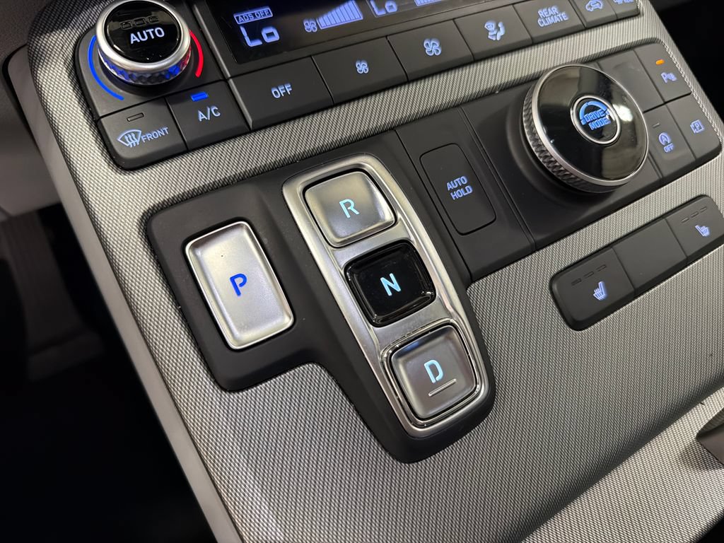 Used 2025 Hyundai Palisade SEL FWD image 29