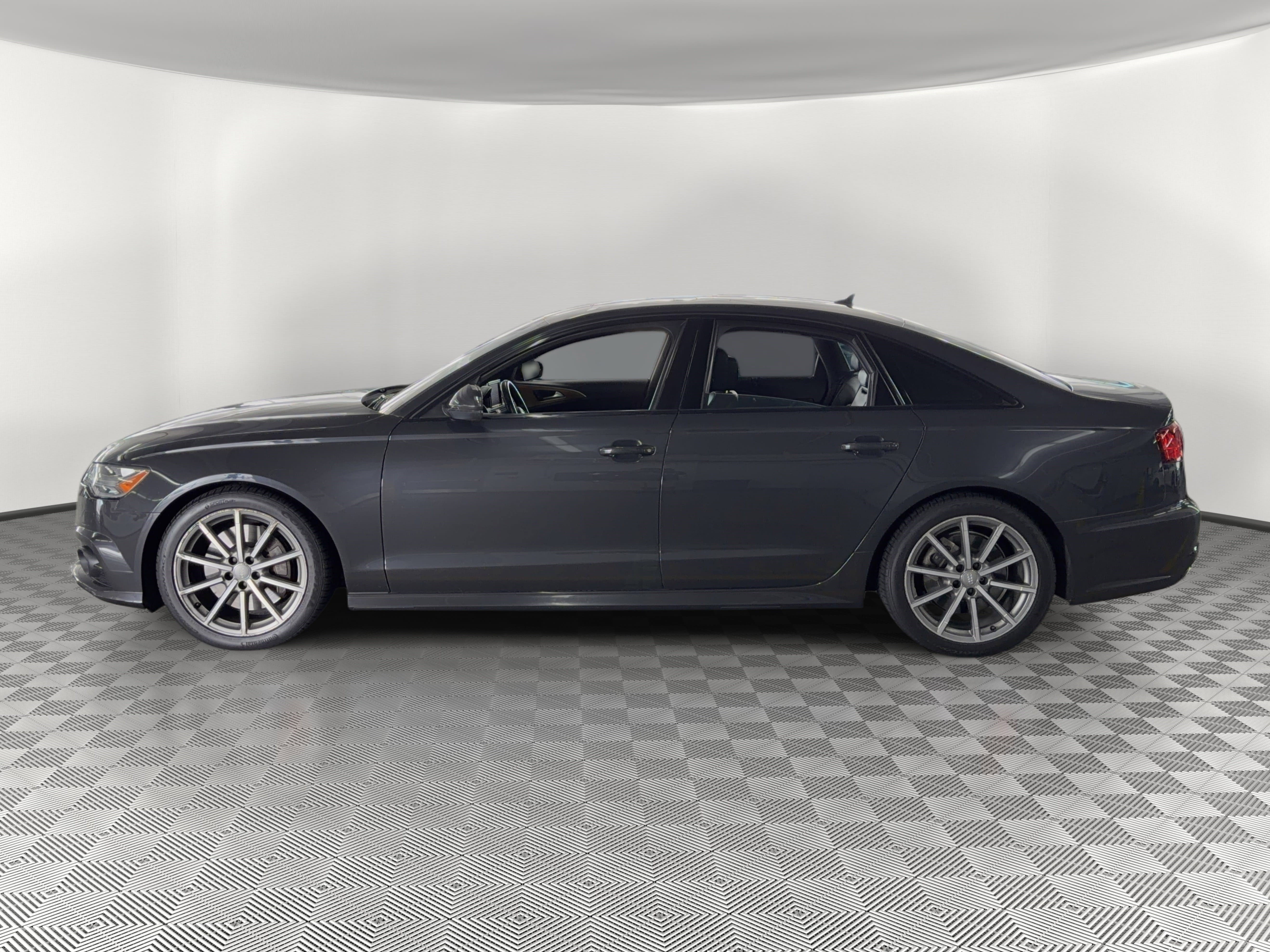 Used 2016 Audi A6 3.0T Premium Plus w/ Driver Assistance Package AWD/4WD image 2