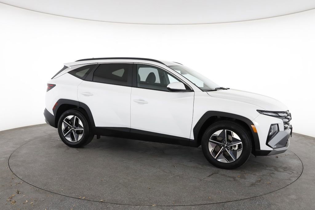 Used 2025 Hyundai Tucson SEL FWD image 15