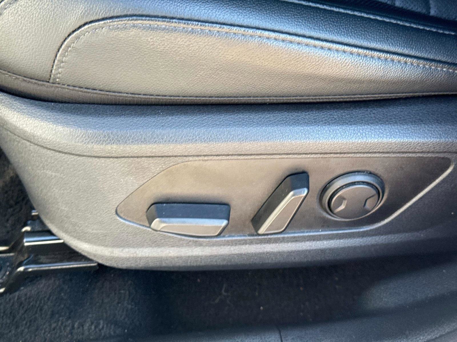 Used 2023 Kia Sportage SX image 22