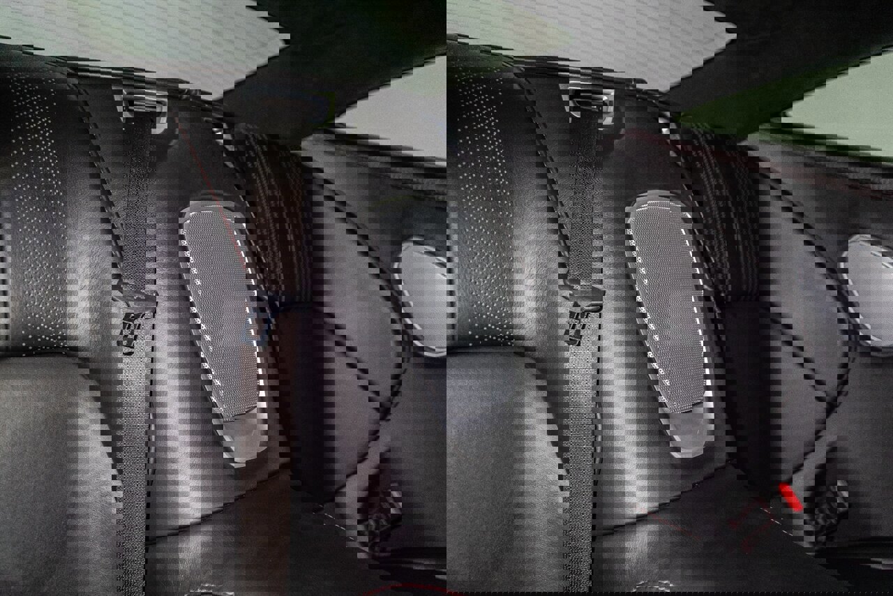 Used 2018 Aston Martin DB11 V12 image 42