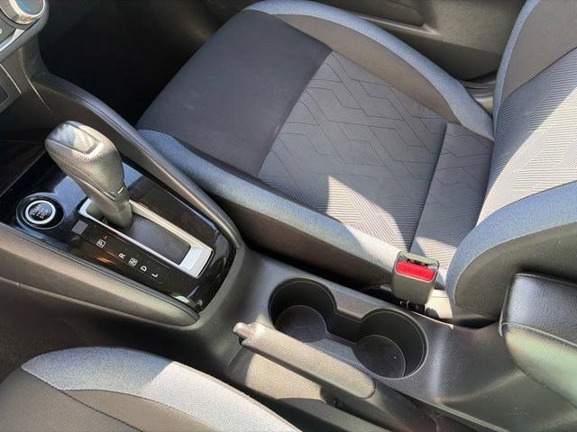 Used 2023 Nissan Versa SV FWD image 23