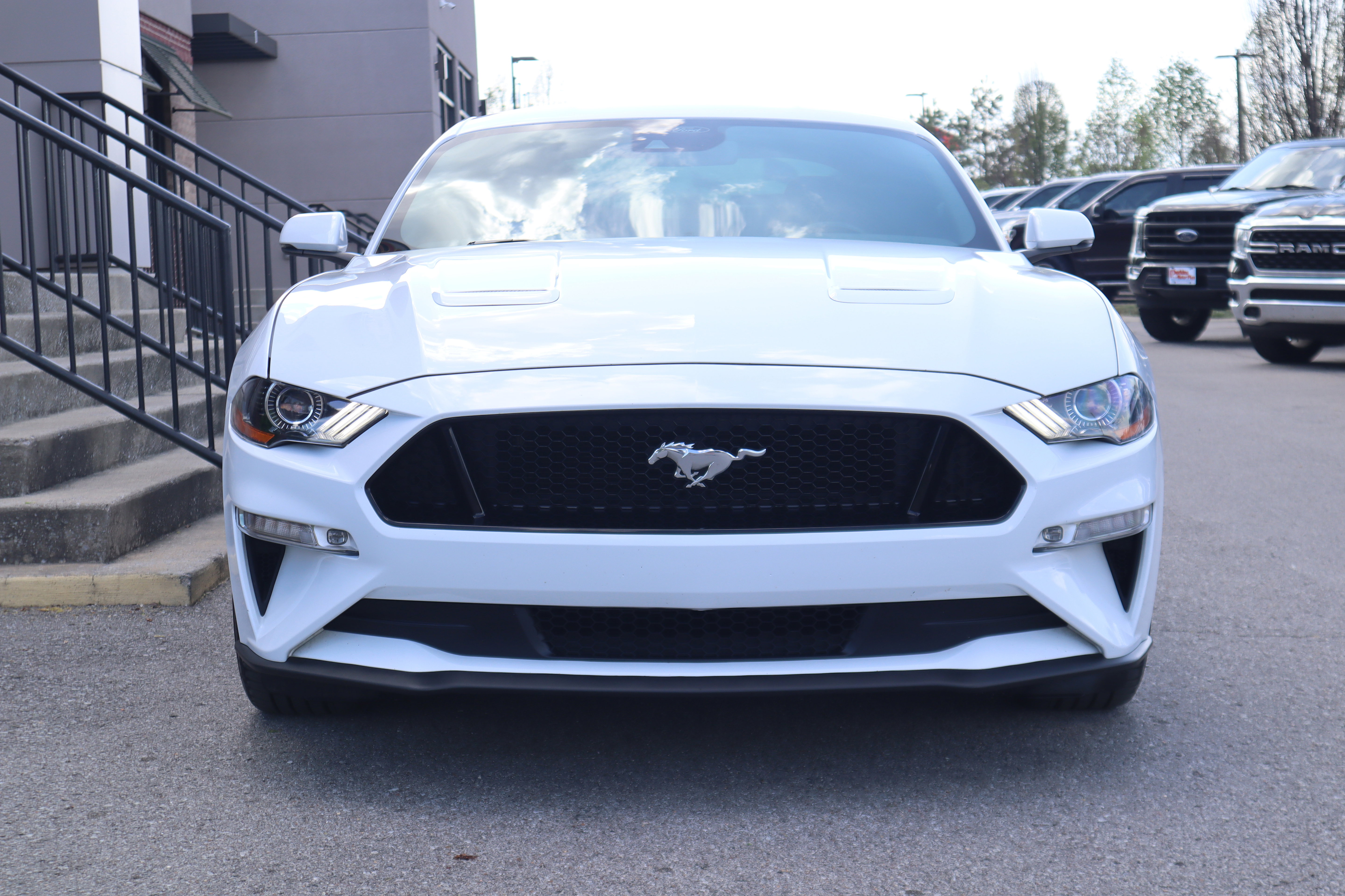 Used 2022 Ford Mustang GT Premium w/ Equipment Group 401A RWD image 4
