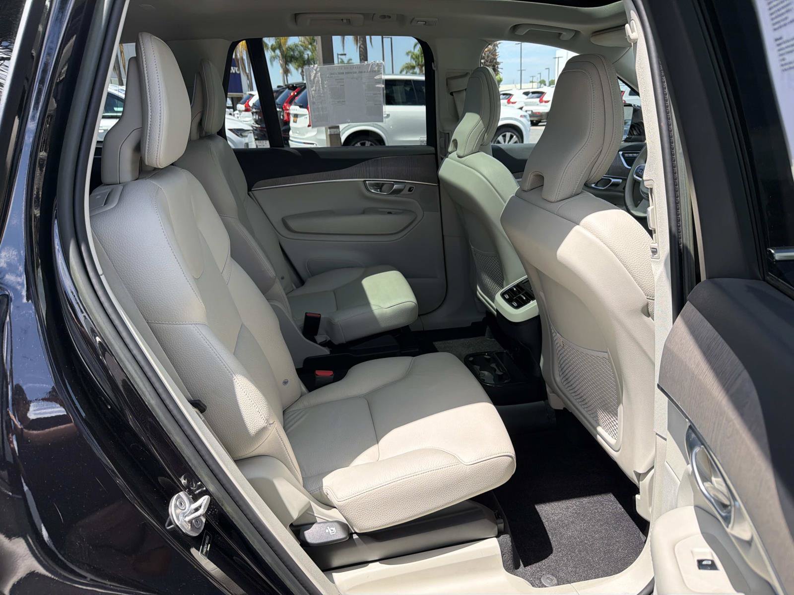 Certified 2023 Volvo XC90 B6 Plus w/ Protection Package Premier AWD/4WD image 25