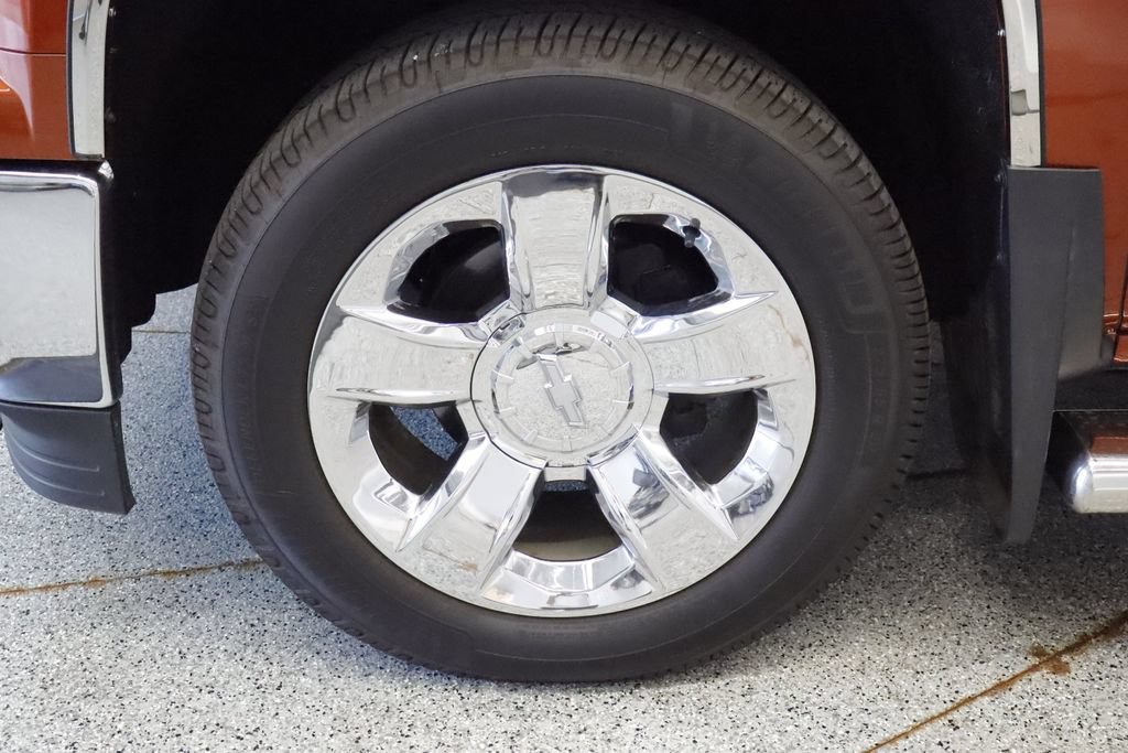 Used 2015 Chevrolet Silverado 1500 LTZ AWD/4WD image 13
