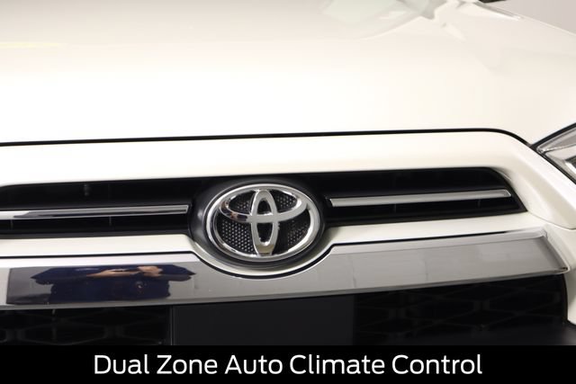 Used 2023 Toyota 4Runner Limited AWD/4WD image 19