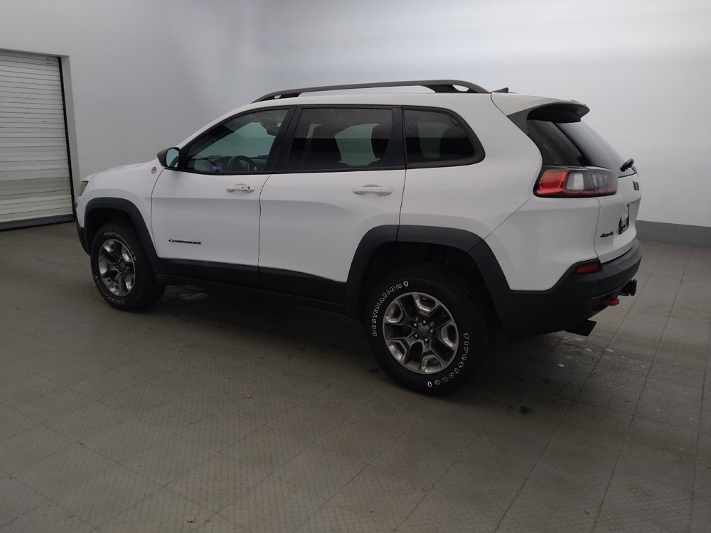 Used 2019 Jeep Cherokee Trailhawk AWD/4WD image 3