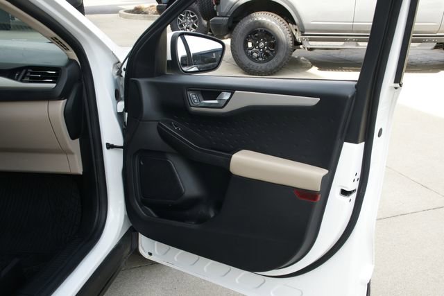 Used 2020 Ford Escape SEL image 37