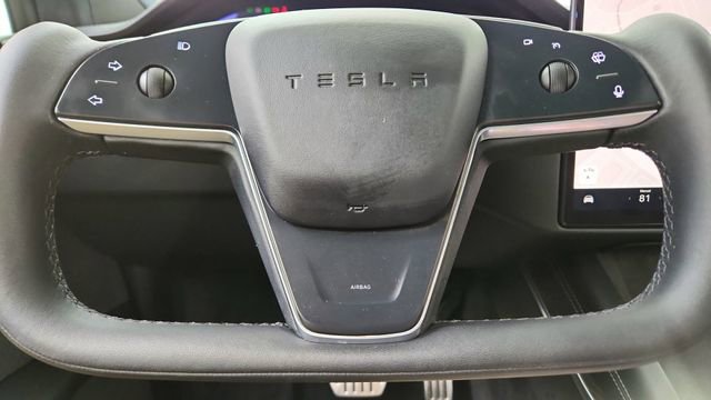 Used 2023 Tesla Model X image 47