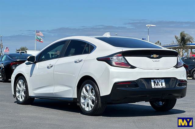 Used 2018 Chevrolet Volt Premier w/ Driver Confidence Package image 6