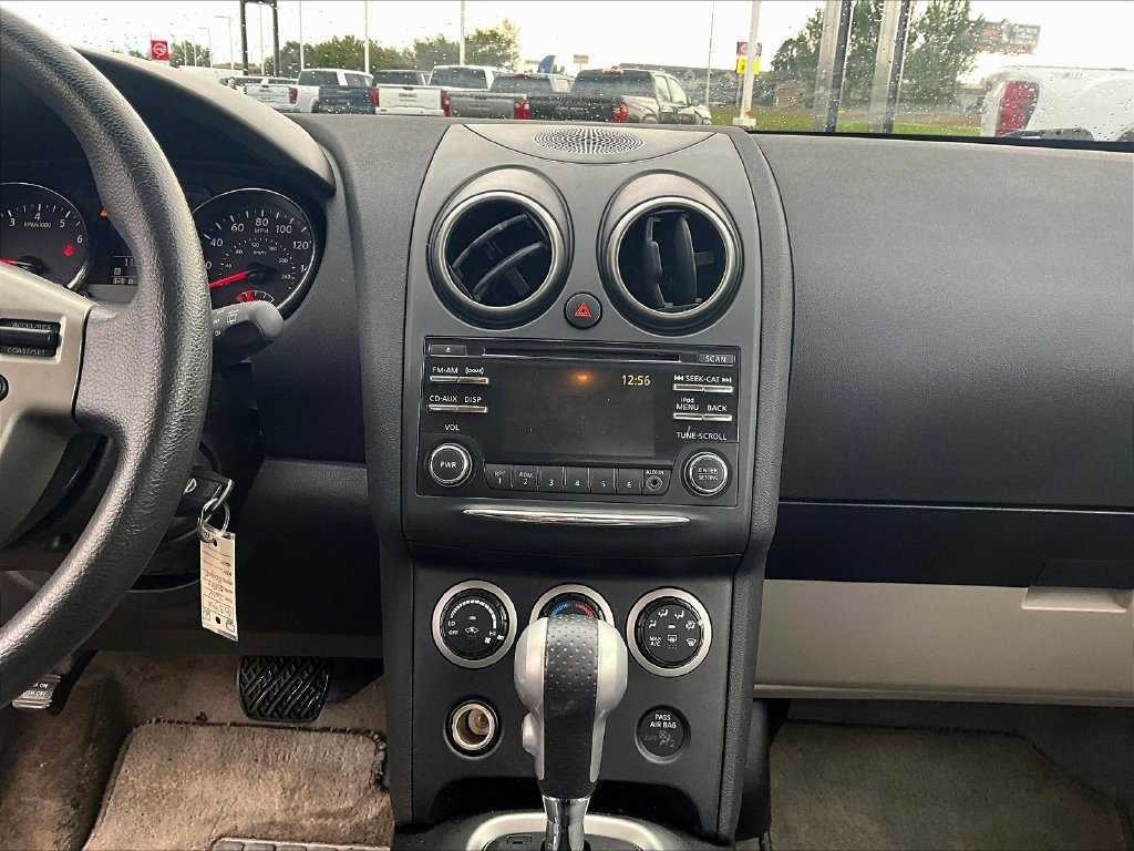 Used 2014 Nissan Rogue S w/ Convenience Package FWD image 17