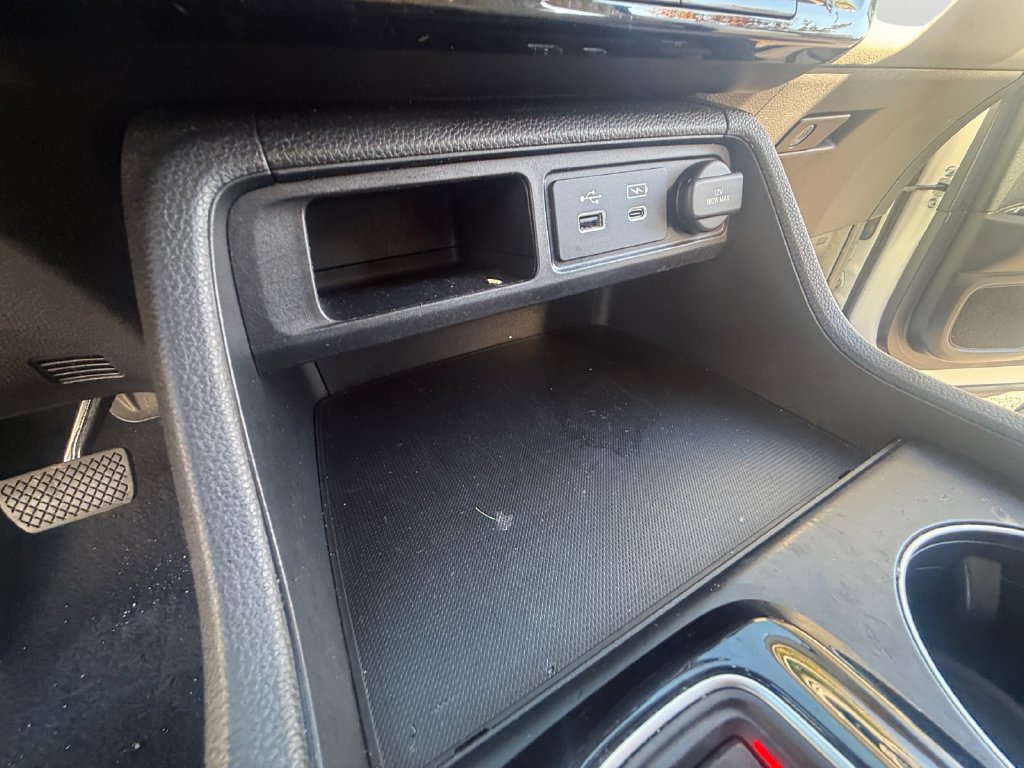 Used 2023 Honda Pilot LX image 18