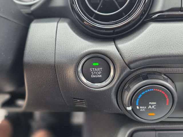 New 2026 MAZDA MX-5 Miata Club w/ Interior Package RWD image 28